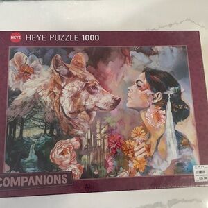 Companions Puzzle - 1000 Pieces - Multicolor